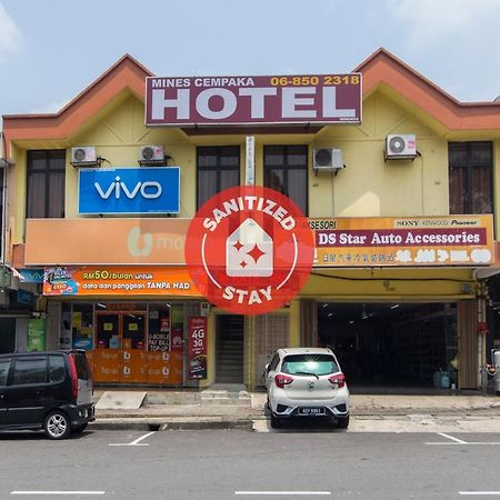 Oyo 44072迈恩斯瑟姆帕卡酒店 汝来 外观 照片